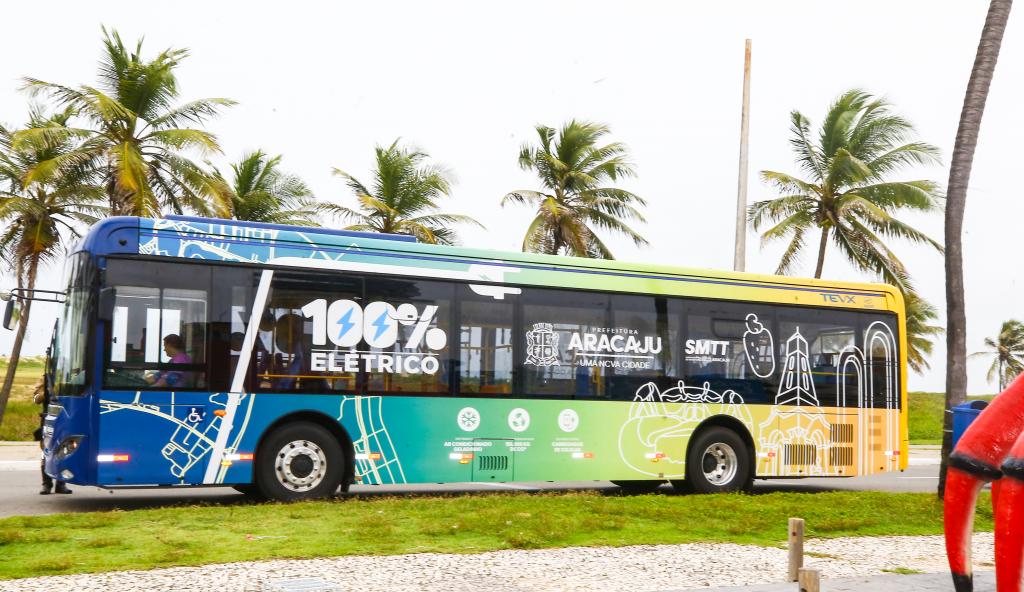 Ônibus elétricos começam a circular nesta sexta, confira os itinerários - SMTT Aracaju